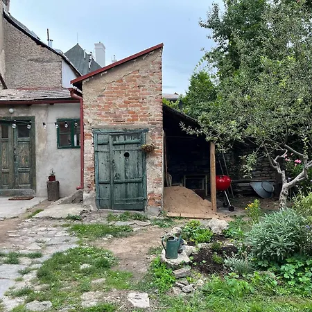 Hébergement de vacances House With Charming Garden